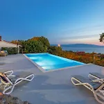 Lejlighed 2 Bedroom Beautiful In *