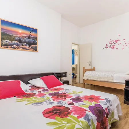Daire 2 Bedroom Beautiful In