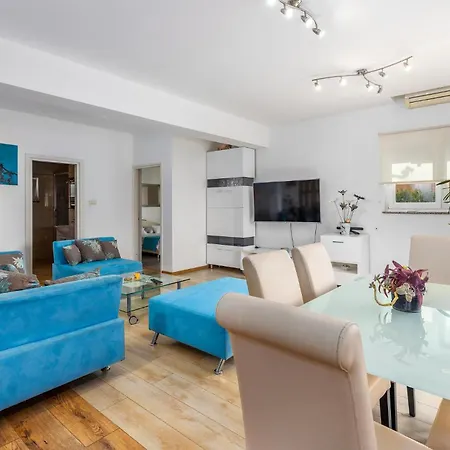 Lovely In With Wifi Apartment *