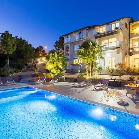 2 Bedroom Beautiful In * Rijeka
