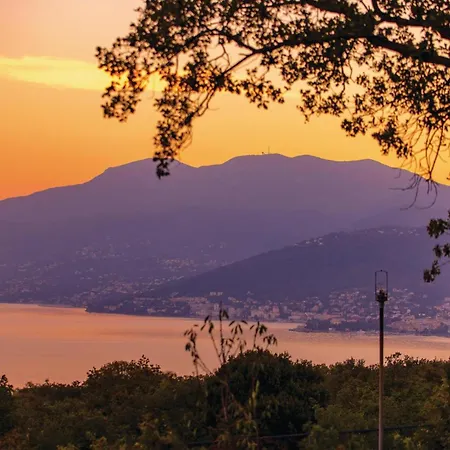 2 Bedroom Beautiful In Daire Rijeka