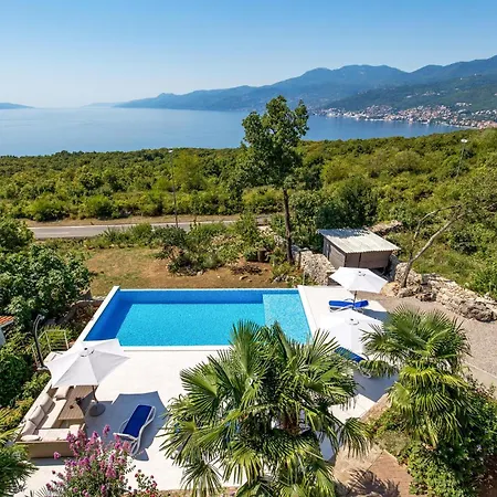 2 Bedroom Beautiful In Rijeka