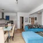2 Bedroom Beautiful In Rijeka